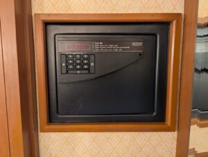 ペニンシュラ・バンコクのグランドデスルームのセーフティボックス